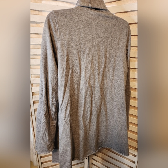 Cardigan - Picture 2 of 4